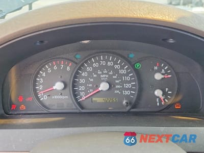 Zdjęcie 9 z 14 samochodu: 2004 KIA SORENTO LX VIN:KNDJD733X45299979 - miniatura