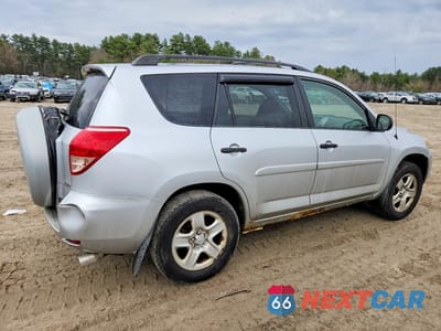 Trzecie zdjęcie samochodu z tyłu: 2007 TOYOTA RAV4 BASE VIN:JTMBK33V975033037 - miniatura