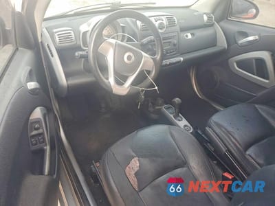 Zdjęcie 8 z 12 samochodu: 2008 SMART FORTWO PURE VIN:WMEEJ31X38K111420 - miniatura