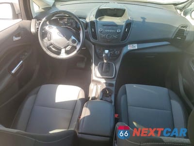 Zdjęcie 8 z 14 samochodu: 2017 FORD C-MAX SE VIN:1FADP5AU5HL114328 - miniatura