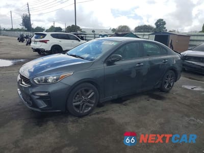 2021 KIA FORTE GT LINE 3KPF34AD4ME308327 - główne zdjęcie licytacji z USA - miniatura