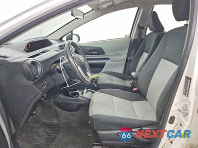 Zdjęcie 7 z 12 samochodu: 2012 TOYOTA PRIUS C THREE VIN:JTDKDTB38C1026463 - miniatura