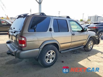 Trzecie zdjęcie samochodu z tyłu: 2001 NISSAN PATHFINDER SE VIN:JN8DR09XX1W568265 - miniatura