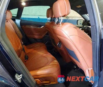 Zdjęcie 11 z 14 samochodu: 2021 MASERATI LEVANTE LUXURY VIN:ZN661XUL3MX364851 - miniatura