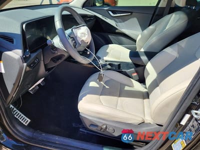 Zdjęcie 7 z 11 samochodu: 2023 KIA NIRO EX TOURING VIN:KNDCR3LE2P5036877 - miniatura