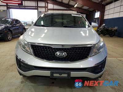 Piąte zdjęcie samochodu w środku: 2015 KIA SPORTAGE LX VIN:KNDPBCACXF7700630 - miniatura