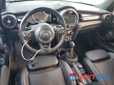 Zdjęcie 8 z 12 samochodu: 2019 MINI COOPER S VIN:WMWXP7C58K2A53885 - miniatura
