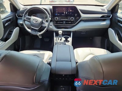 Zdjęcie 8 z 14 samochodu: 2023 TOYOTA HIGHLANDER XLE VIN:5TDKDRAH5PS516819 - miniatura