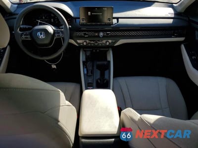 Zdjęcie 8 z 12 samochodu: 2024 HONDA ACCORD EX VIN:1HGCY1F36RA056787 - miniatura