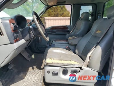 Zdjęcie 7 z 11 samochodu: 2006 FORD F350 SRW SUPER DUTY VIN:1FTWX31P06EC19541 - miniatura