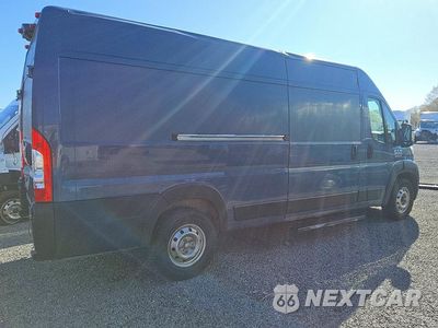 Trzecie zdjęcie samochodu z tyłu: 2020 RAM PROMASTER 3500 DELIVERY VAN VIN:3C6URVJGXLE136493 - miniatura