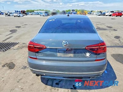 Zdjęcie 6 z 12 samochodu: 2017 VOLKSWAGEN PASSAT R-LINE VIN:1VWDT7A31HC062640 - miniatura