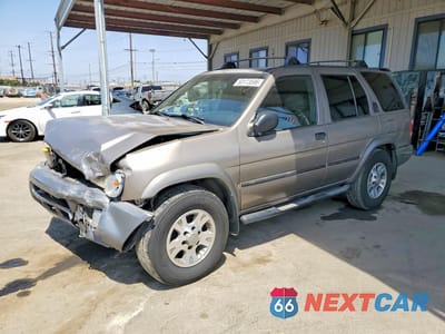 2001 NISSAN PATHFINDER SE JN8DR09XX1W568265 - główne zdjęcie licytacji z USA - miniatura