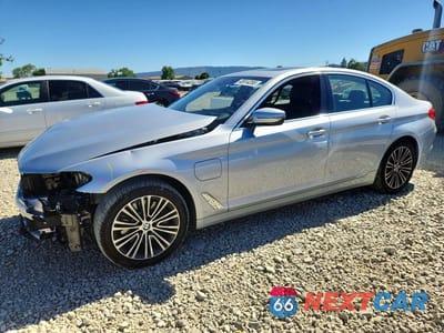2020 BMW 530E WBAJA9C00LCE33693 - główne zdjęcie licytacji z USA - miniatura