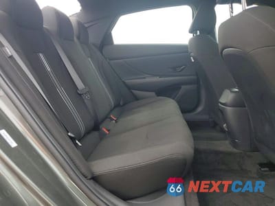 Zdjęcie 10 z 12 samochodu: 2025 HYUNDAI ELANTRA SEL SPORT VIN:KMHLM4DG1SU068749 - miniatura