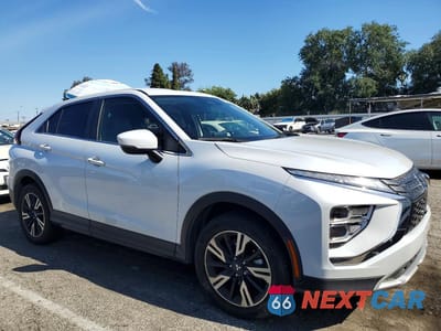 Czwarte zdjęcie samochodu z boku: 2024 MITSUBISHI ECLIPSE CROSS SE VIN:JA4ATWAAXRZ069576 - miniatura