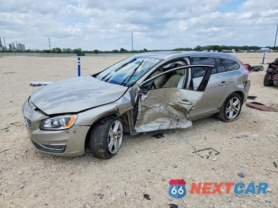 2015 VOLVO V60 PREMIER YV140MEK1F1252288 - główne zdjęcie licytacji z USA - miniatura