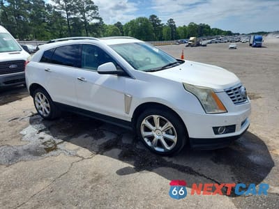 Czwarte zdjęcie samochodu z boku: 2015 CADILLAC SRX PERFORMANCE COLLECTION VIN:3GYFNCE32FS584686 - miniatura