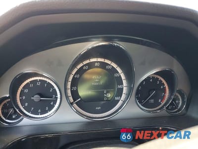 Zdjęcie 9 z 12 samochodu: 2011 MERCEDES-BENZ E 350 VIN:WDDHF5GB4BA271474 - miniatura