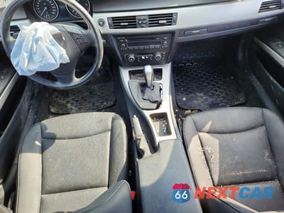 Zdjęcie 8 z 12 samochodu: 2011 BMW 323 I VIN:WBAPG7C58BA795299 - miniatura