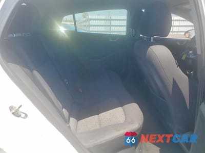 Zdjęcie 10 z 12 samochodu: 2019 HYUNDAI IONIQ BLUE VIN:KMHC65LC0KU182479 - miniatura