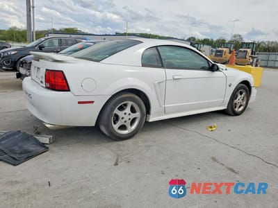 Trzecie zdjęcie samochodu z tyłu: 2004 FORD MUSTANG VIN:1FAFP40644F210515 - miniatura