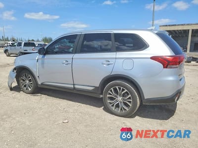 Drugie zdjęcie samochodu z przodu: 2017 MITSUBISHI OUTLANDER ES VIN:JA4AZ2A37HZ015370 - miniatura