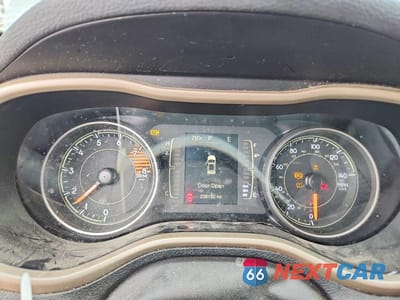 Zdjęcie 9 z 14 samochodu: 2018 JEEP CHEROKEE LATITUDE VIN:1C4PJMCX4JD603734 - miniatura