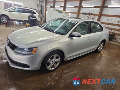 2011 VOLKSWAGEN JETTA TDI 3VW3L7AJ7BM072184 - główne zdjęcie licytacji z USA - miniatura