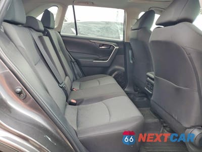 Zdjęcie 11 z 14 samochodu: 2024 TOYOTA RAV4 XLE VIN:2T3W1RFV7RC277057 - miniatura