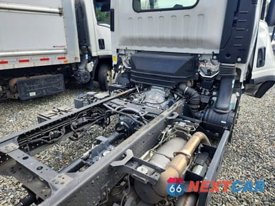 Zdjęcie 11 z 13 samochodu: 2025 ISUZU NPR HD TRUCK CAB AND CHASSIS VIN:JALC4W165S7023192 - miniatura