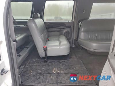 Zdjęcie 11 z 14 samochodu: 2004 FORD EXCURSION XLT VIN:1F1NU40S04EC36250 - miniatura