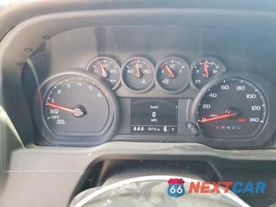 Zdjęcie 9 z 12 samochodu: 2024 CHEVROLET SILVERADO K1500 TRAIL BOSS CUSTOM VIN:3GCUDCED0RG192421 - miniatura
