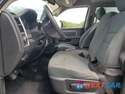 Zdjęcie 7 z 12 samochodu: 2016 RAM 2500 SLT VIN:3C6TR5DT4GG379053 - miniatura