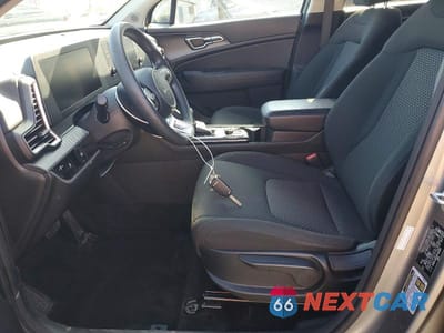 Zdjęcie 7 z 13 samochodu: 2024 KIA SPORTAGE LX VIN:KNDPU3DF2R7302851 - miniatura