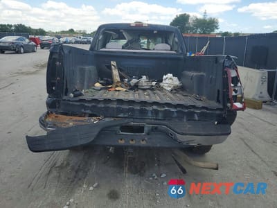 Zdjęcie 6 z 11 samochodu: 1999 GMC NEW SIERRA K1500 VIN:1GTEK19T2XE550686 - miniatura