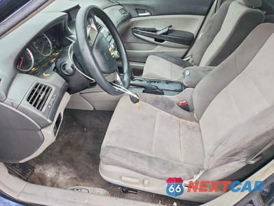 Zdjęcie 7 z 12 samochodu: 2008 HONDA ACCORD LXP VIN:JHMCP26438C044002 - miniatura