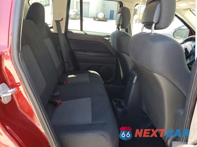 Zdjęcie 11 z 13 samochodu: 2011 JEEP COMPASS SPORT VIN:1J4NF1FB2BD136686 - miniatura