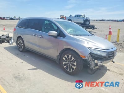Czwarte zdjęcie samochodu z boku: 2022 HONDA ODYSSEY EXL VIN:5FNRL6H79NB059303 - miniatura