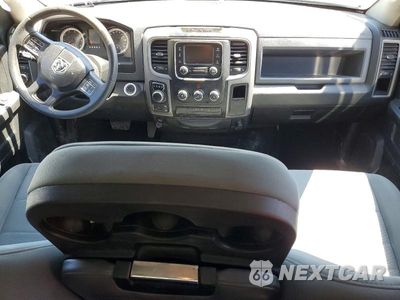 Zdjęcie 8 z 12 samochodu: 2016 RAM 1500 ST VIN:1C6RR7FT4GS417859 - miniatura