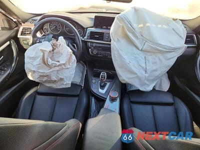 Zdjęcie 8 z 12 samochodu: 2018 BMW 330 XI VIN:WBA8D9C50JA607950 - miniatura