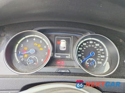 Zdjęcie 9 z 13 samochodu: 2016 VOLKSWAGEN GOLF R VIN:WVWUF7AU8GW090175 - miniatura