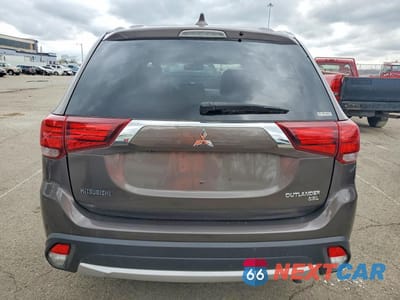 Zdjęcie 6 z 12 samochodu: 2017 MITSUBISHI OUTLANDER SE VIN:JA4AZ3A30HZ049351 - miniatura