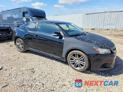Czwarte zdjęcie samochodu z boku: 2013 SCION TC BASE VIN:JTKJF5C75D3045196 - miniatura