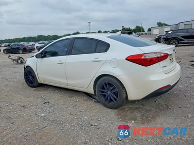 Drugie zdjęcie samochodu z przodu: 2014 KIA FORTE LX VIN:KNAFX4A65E5088597 - miniatura