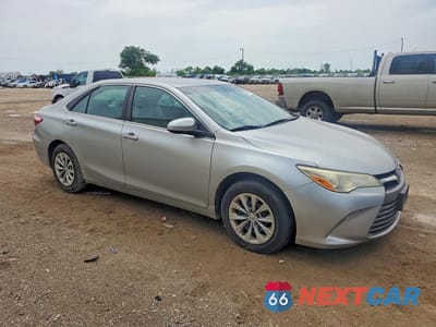 Czwarte zdjęcie samochodu z boku: 2016 TOYOTA CAMRY LE VIN:4T4BF1FK9GR517131 - miniatura