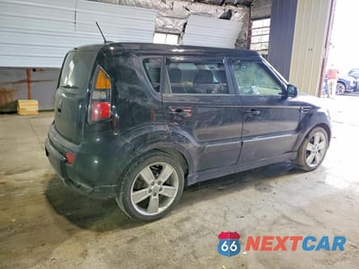 Trzecie zdjęcie samochodu z tyłu: 2011 KIA SOUL ! VIN:KNDJT2A2XB7733562 - miniatura