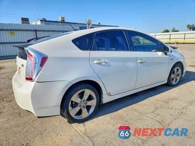 Trzecie zdjęcie samochodu z tyłu: 2013 TOYOTA PRIUS PERSONA SERIES SE VIN:JTDKN3DU1D5593983 - miniatura