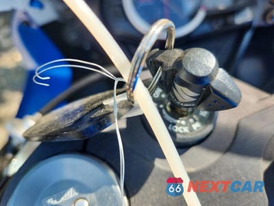 Zdjęcie 8 z 9 samochodu: 2025 SUZUKI GSX-R600 VIN:JS1GN7FA4S7100809 - miniatura