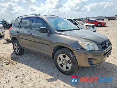 Czwarte zdjęcie samochodu z boku: 2010 TOYOTA RAV4 BASE VIN:2T3BF4DV0AW051127 - miniatura